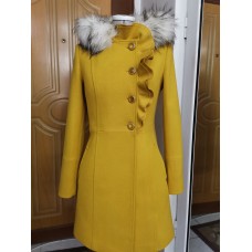 Дамско елегантно палто с къдра и подвижна качулка